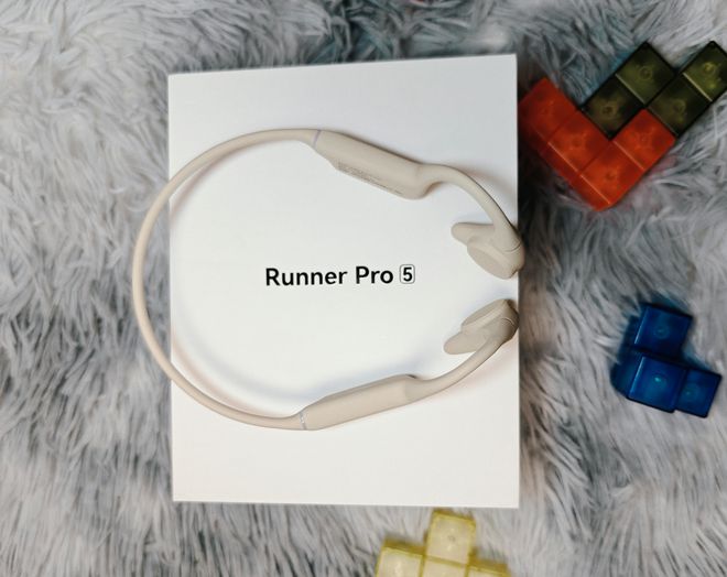 Runner Pro5带来不同骨传导佩戴体验九游会网站IP69级防水+32G大内存南卡(图7)